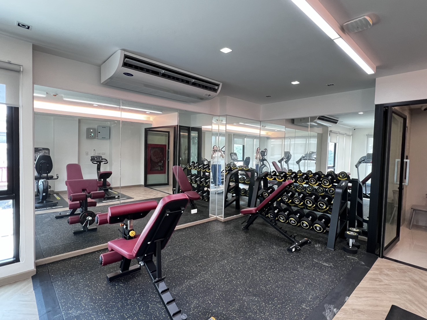 Modern Gym - Spacious Area