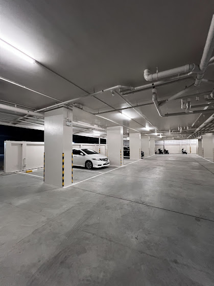 Parking Area - Outdoor